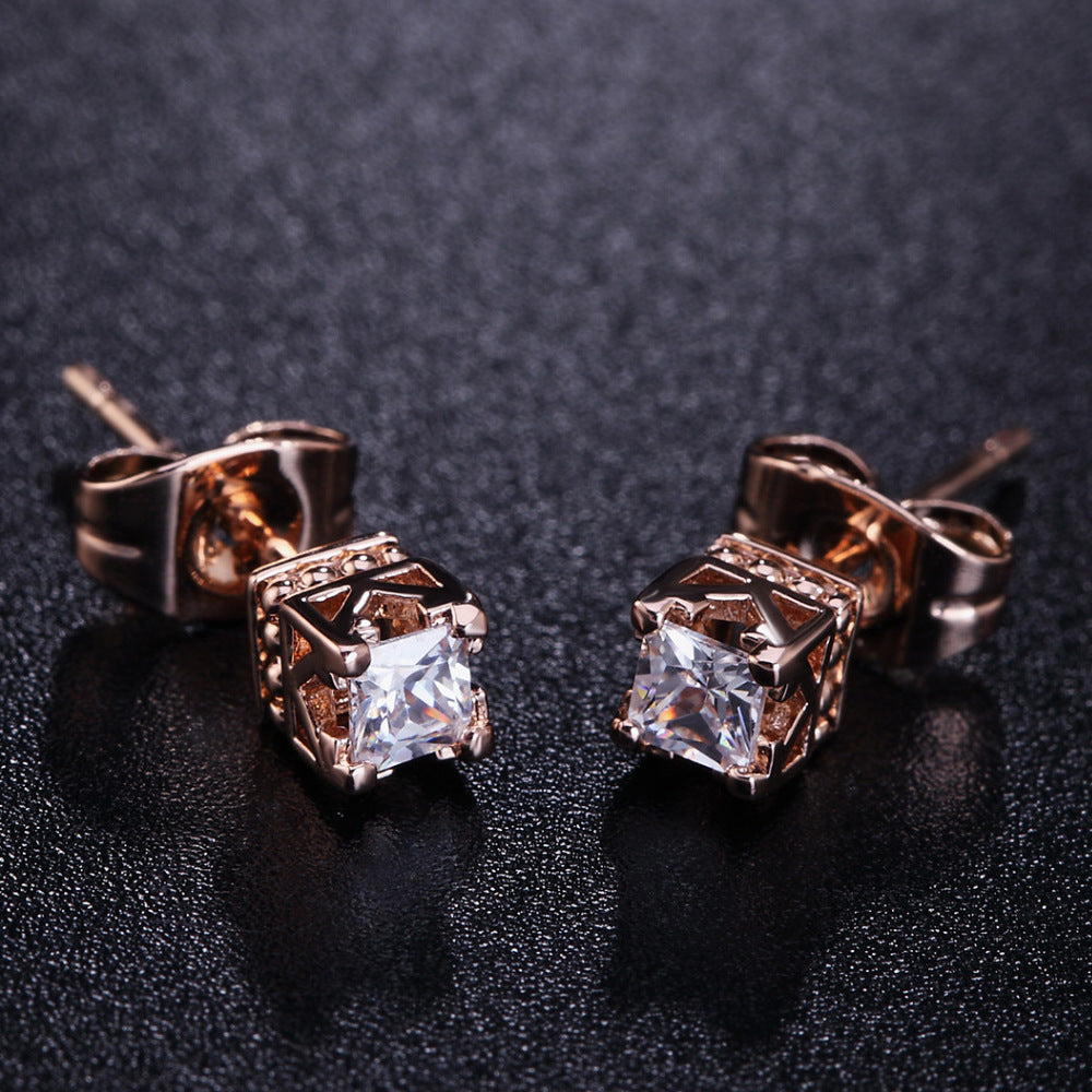 Four-claw Stud Earrings Zircon Micro-inlaid White Gold Plated
